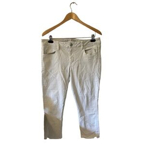 American Eagle Outfitters White Capris